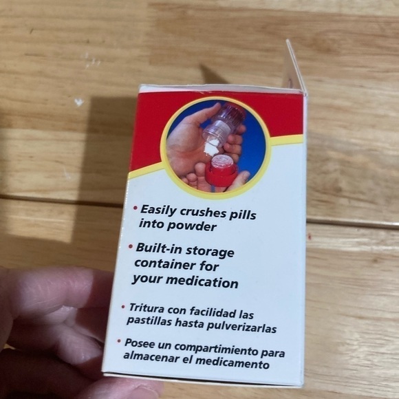 4/$25 Pill crusher & container. Great for anyone who takes medication - Picture 3 of 4